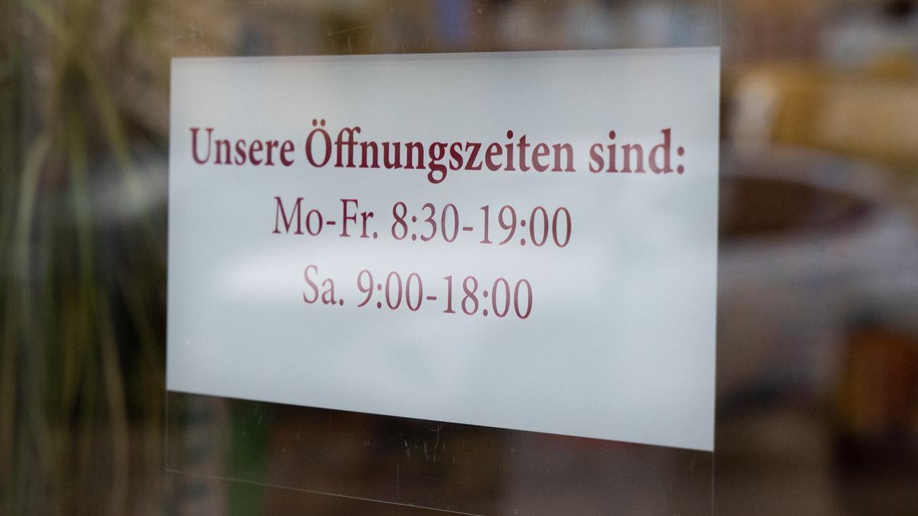 Ladenöffnungsgesetz Rheinland-Pfalz, verkaufsoffener Sonntag, Einzelhandel, IHK, kommunale Spitzenverbände, Automatisierte Verkaufsstellen, hybride Verkaufsstellen, Nahversorgung, Bürokratieabbau, Sonntagsöffnung, Adventssonntag, Reform, Wirtschaft, Handel, Mainz, Positionspapier
