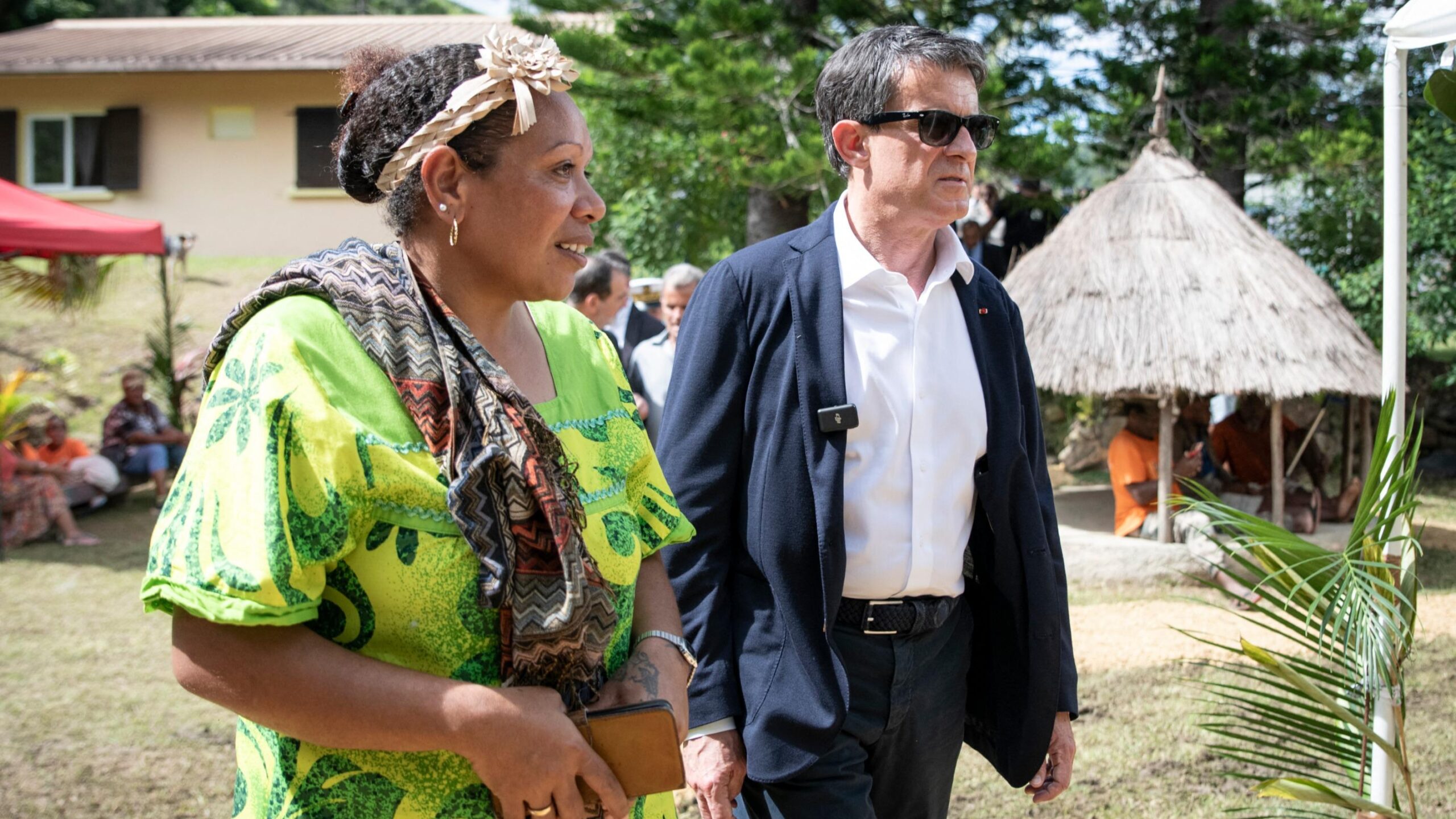 Nouvelle-Calédonie, New Caledonia, indépendance, independence, départementalisation, departmentalization, émeutes, riots, Kanaks, Macron, Valls, accords de Nouméa, Noumea Accords, souveraineté française, French sovereignty, Alain Destexhe, Gatestone Institute, immigration, Mayotte, corps électoral, electoral roll, Caldoches, loyalistes, indépendantistes, separatists, avenir de la Nouvelle-Calédonie, future of New Caledonia, crise politique, political crisis, stabilité, stability, violence, violence.
