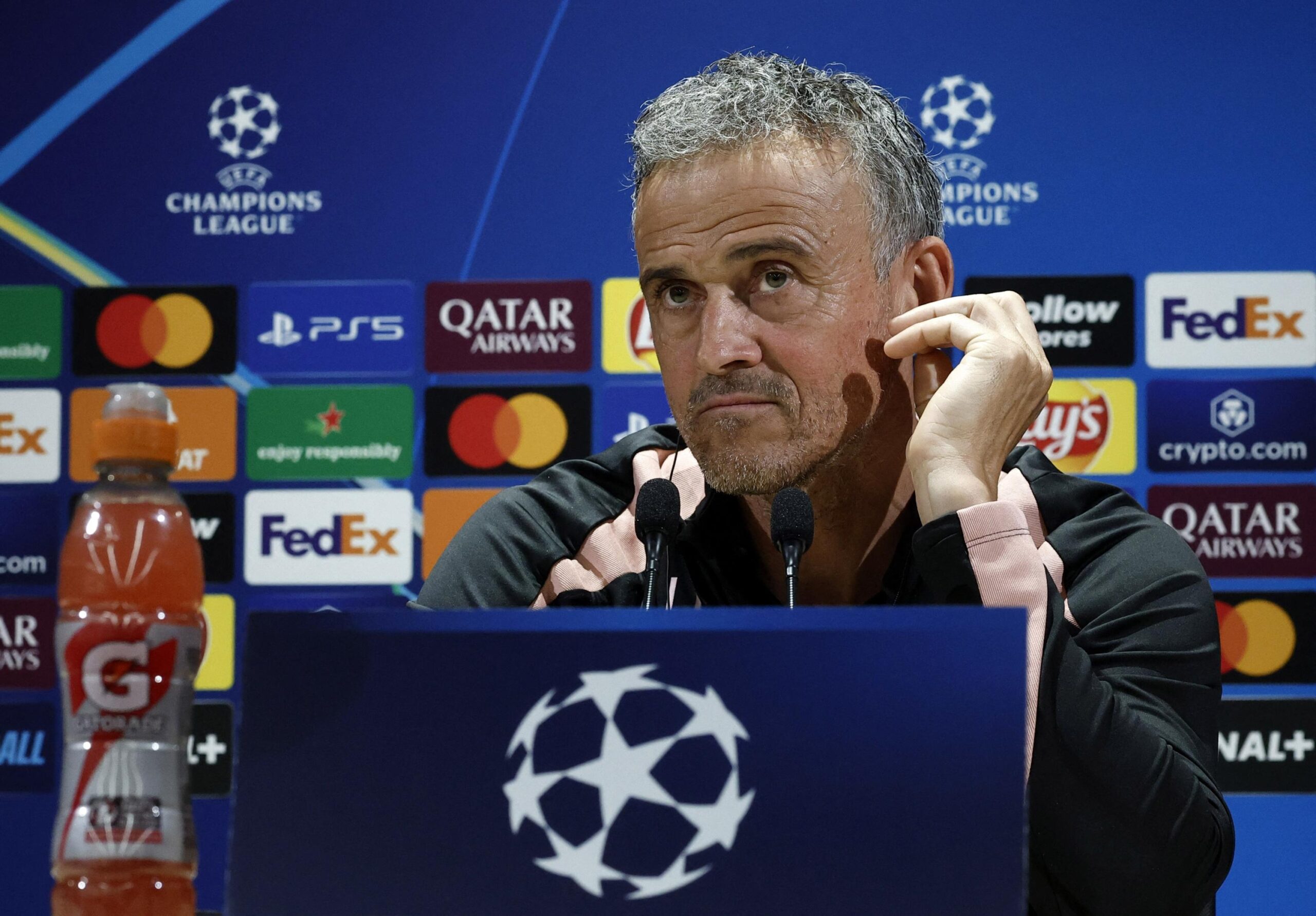 PSG, Arsenal, Ligue des Champions, Demi-finale, Football, Analyse, Conférence de presse, Entraîneur, Tactique, Dembélé, Arteta, Kvaratskhelia, Match retour, Parc des Princes, Qualification, Performance, Adversaire, Compétition, Stratégie, Joueurs, Esprit d'équipe, Objectifs, Saison, Evolution, Confiance, Mentalité
