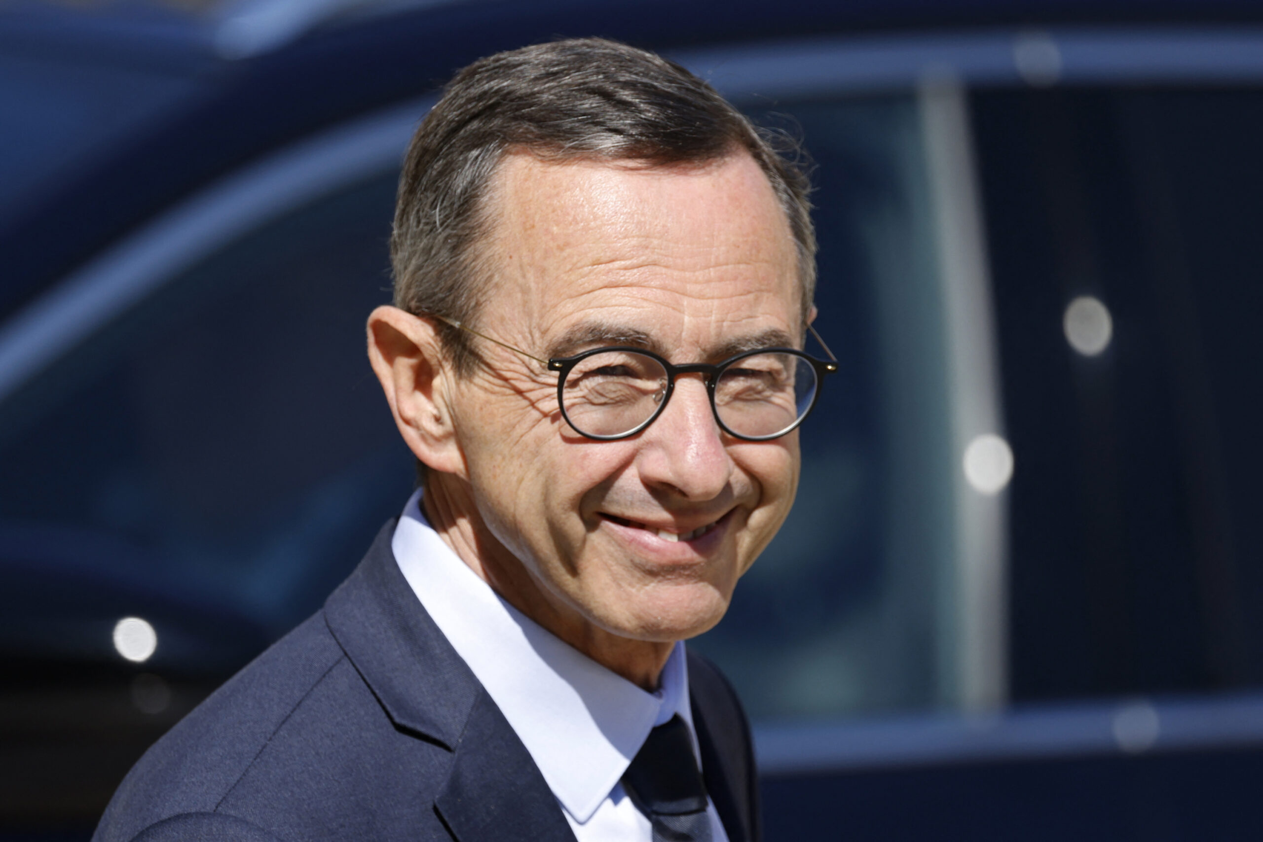 référendum, Bruno Retailleau, immigration, Constitution, Emmanuel Macron, François Bayrou, finances publiques, réforme des retraites, réorganisation territoriale, consultation populaire, politique française, article 11, référendum constitutionnel, débat politique, élections, gouvernement, opinion publique
