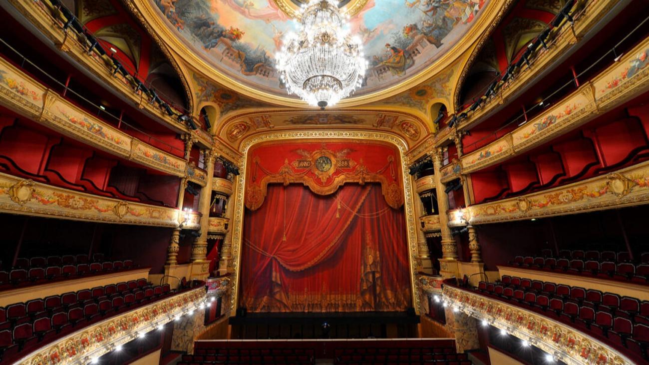 Opera, France, Tous à l'opéra!, free events, opera houses, regional opera, accessibility, art lyrique, Frédéric Perouchine, Réunion des opéras de France, budget cuts, cultural sector, Marina Viotti, Paris 2024 Olympics, mezzo-soprano, pop music, metal music
