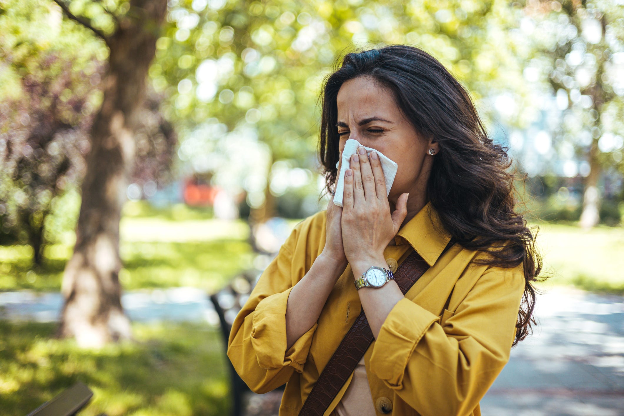 allergies, allergy season, seasonal allergies, allergy symptoms, pollen, mold, dust mites, pet dander, allergist, allergy relief, allergy treatment, runny nose, stuffy nose, sneezing, itchy eyes, watery eyes, shortness of breath, postnasal drip, tree pollen, grass pollen, weed pollen, ragweed, allergy triggers, indoor mold, food allergens
