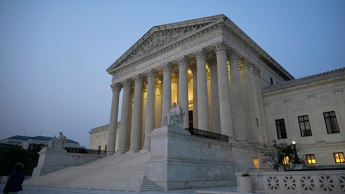college sports, NCAA, athlete compensation, NIL, House v. NCAA, revenue sharing, student-athletes, Jack Brewer, amateurism, graduation rates, Donald Trump, executive order, Walter Clayton Jr., Fox News Sports
