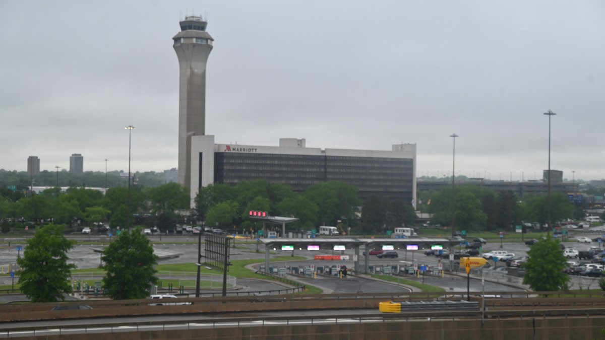 air traffic control outage, Newark Airport delays, FAA, radar failure, radio signal loss, Philadelphia TRACON, air traffic controllers, staffing shortages, air travel, flight cancellations, equipment issues, Hakeem Jeffries, Trump, Fox News
