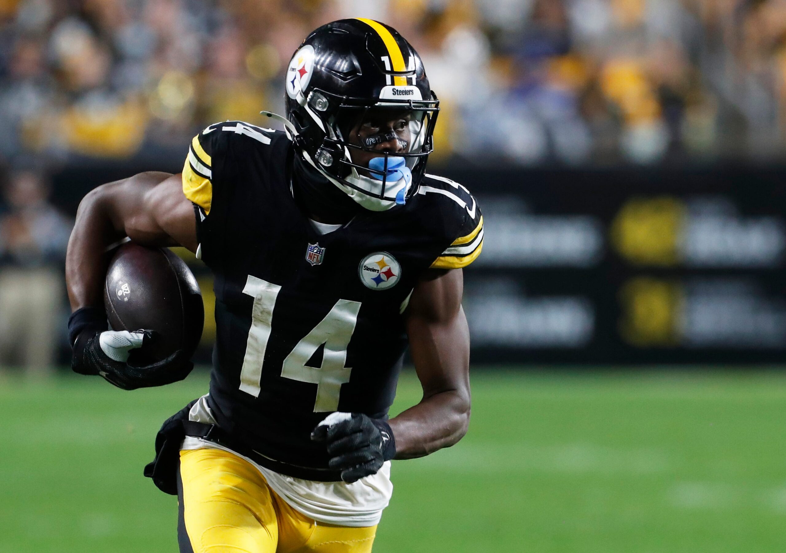 George Pickens trade, Dallas Cowboys, Pittsburgh Steelers, CeeDee Lamb, NFL, wide receiver, player behavior, Mike Tomlin, Chad Johnson, unsportsmanlike conduct, football, sports analysis, Cowboys offseason, player evaluation, potential problems, team dynamics, locker room, maturity, player comparison, JaMarr Chase, Justin Jefferson
