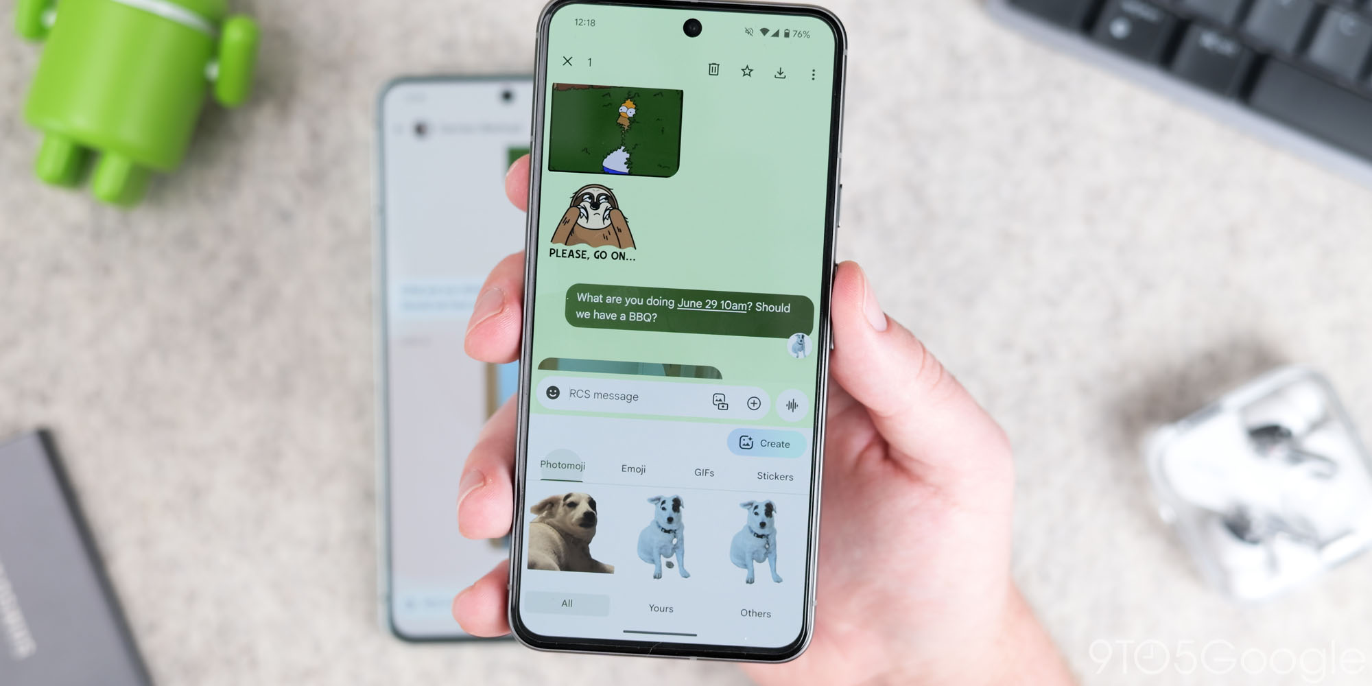 Google Messages, Android Messages, Group Chat Icons, Custom Icons, Personalization, Group Chat Customization, Messages Update, Android Update, Messaging App, Google Messages Features, Group Chat Features
