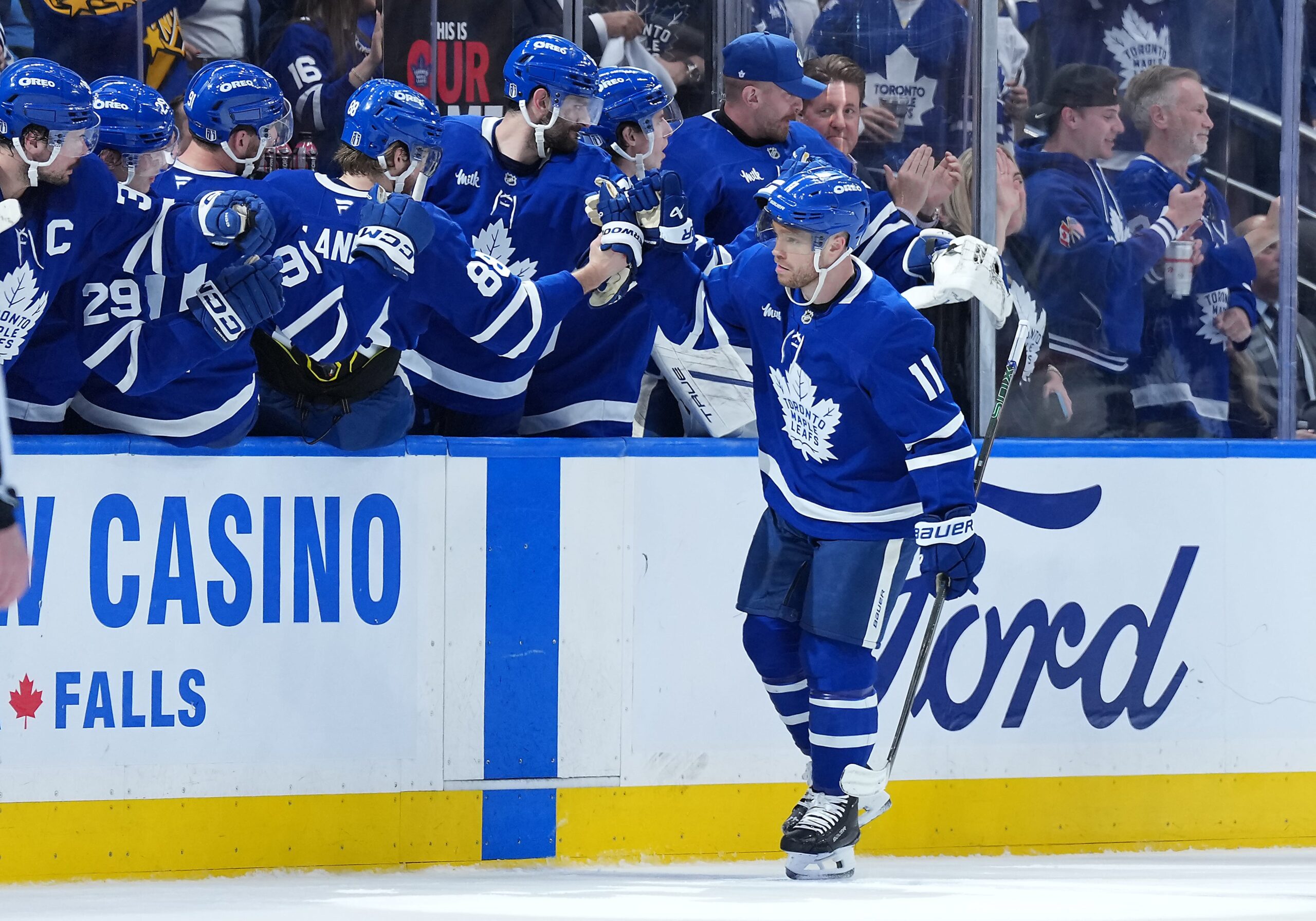 Toronto Maple Leafs, Florida Panthers, NHL, hockey, Max Pacioretty, Max Domi, Mitch Marner, William Nylander, Morgan Rielly, Joseph Woll, Anton Lundell, Aleksander Barkov, Brad Marchand, Eetu Luostarinen, Sergei Bobrovsky, Game 2, Eastern Conference, Playoffs, series, recap, score, highlights, Laughton penalty, Rodrigues embellishment
