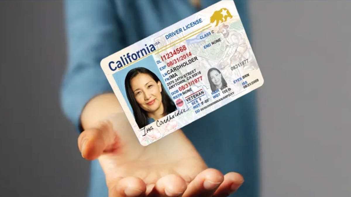 REAL ID, REAL ID Act, TSA, domestic flights, travel, identification, drivers license, passport, military ID, retired military, expiration date, DMV, security, airport, Global Entry, Trusted Traveler Program, New York Enhanced Drivers License, EDL, CyberGuy Report, Kurt Knutsson, security alerts, tech tips, scam survival guide

