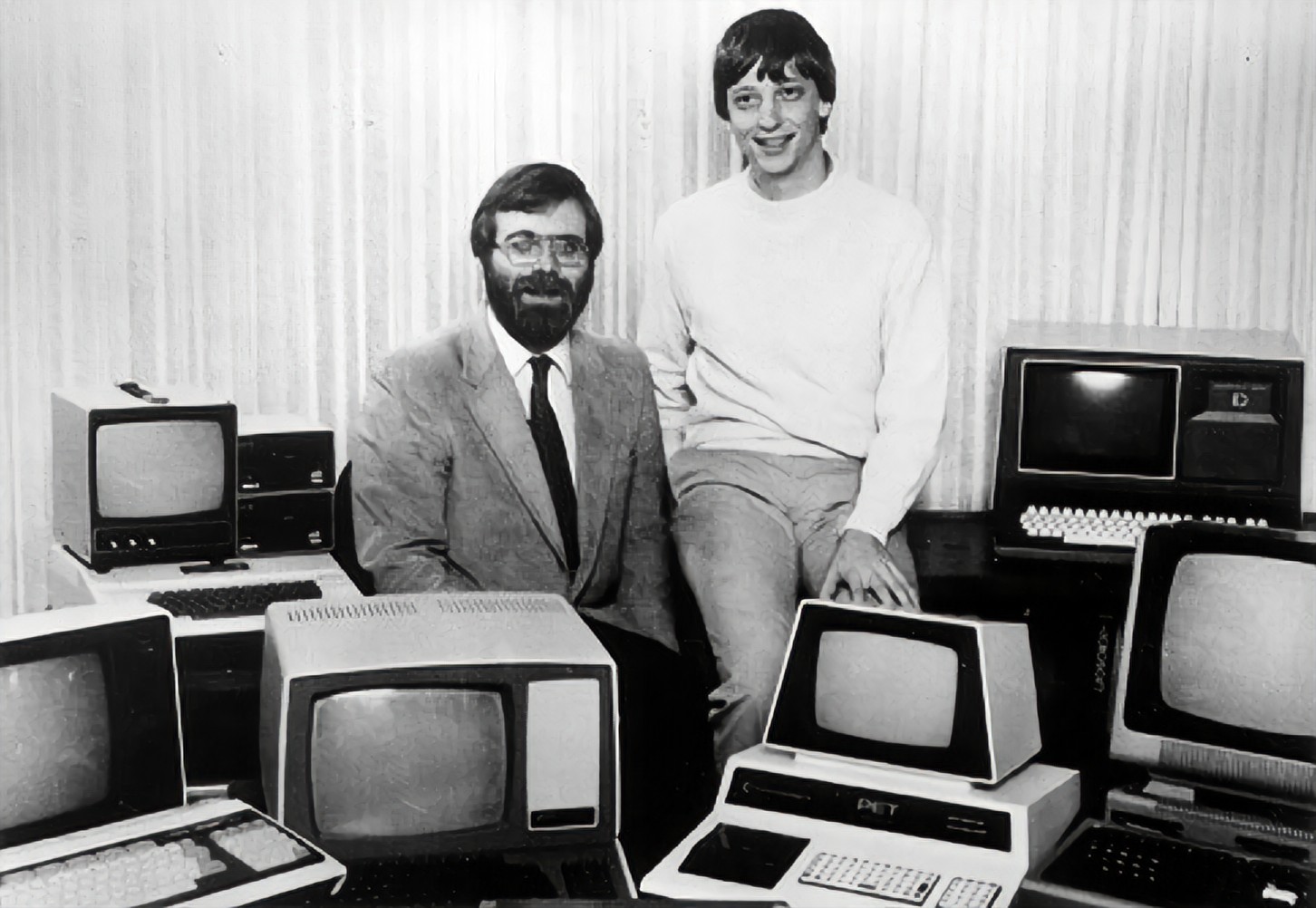 Bill Gates, Gates Foundation, philanthropy, charitable giving, billionaire, wealth distribution, net worth, donation, charitable projects, global impact, legacy, PC för Alla
