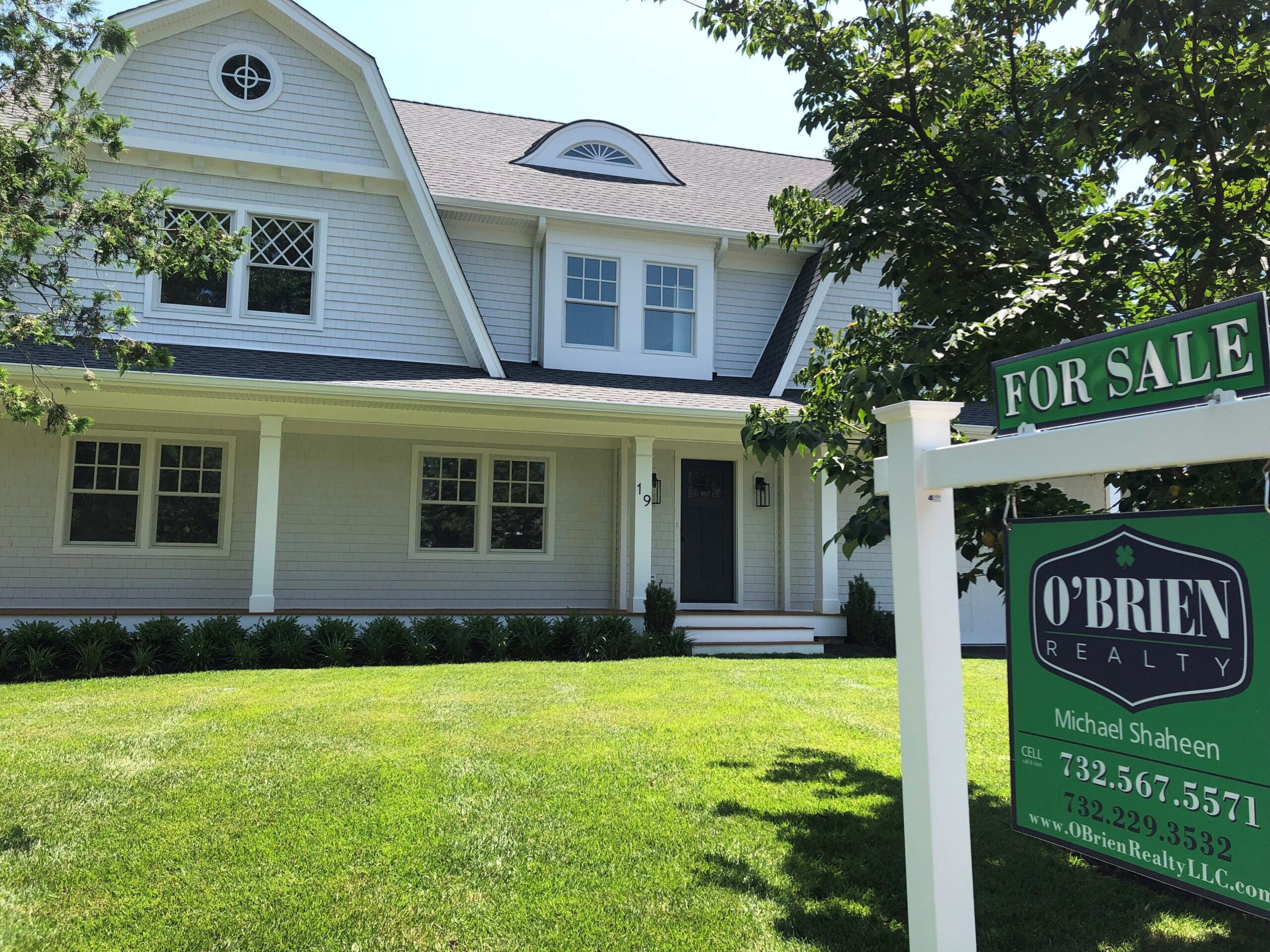 mortgage rates, housing market, trade policy, tariffs, home sales, real estate, economic impact, consumer spending, Florida real estate, Jeff Lichtenstein, Echo Fine Properties, Canadian snowbirds, White House, financial markets

