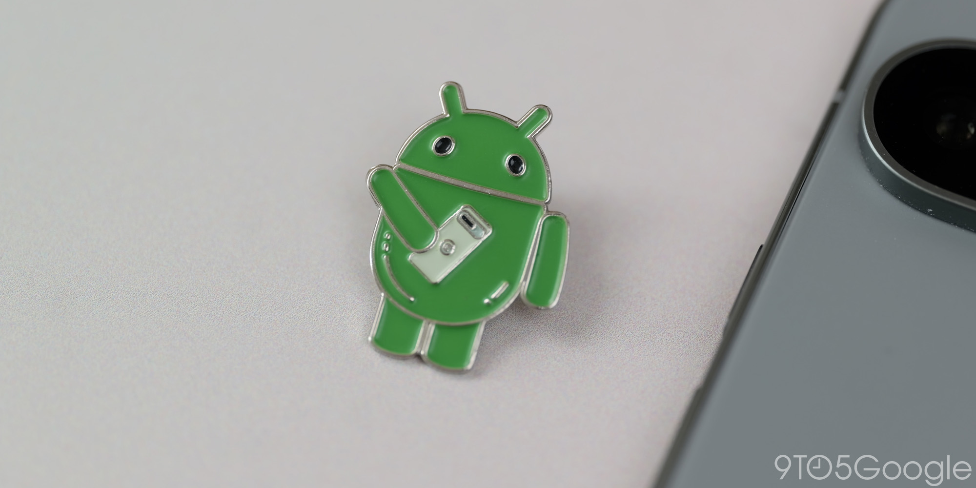 Android 15, 16KB page size, performance boost, Google Play Store, app compatibility, memory page size, Pixel 8, Pixel 9, Android development, app updates, performance optimization, Android OS, system support, page-size agnostic
