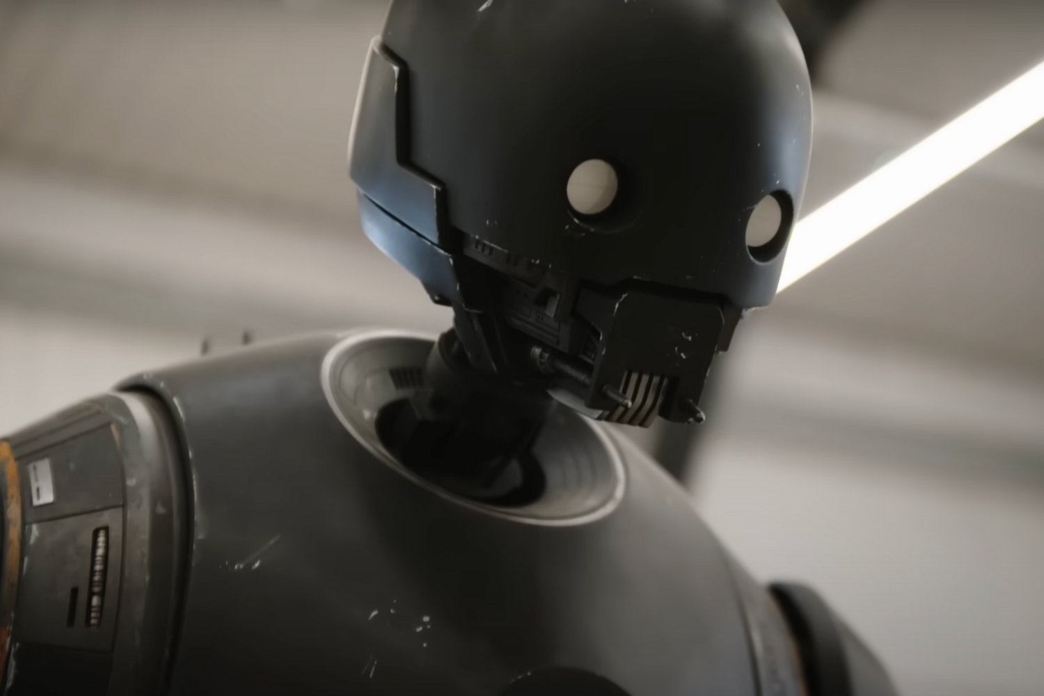 Andor, K-2SO, Alan Tudyk, Diego Luna, Star Wars, Tony Gilroy, Dan Gilroy, KX droid, episode 209, Palmo, Yavin, horror movie, behind the scenes, deleted scene, production cost, Entertainment Weekly, science fiction, television review, TV show, streaming, Disney+
