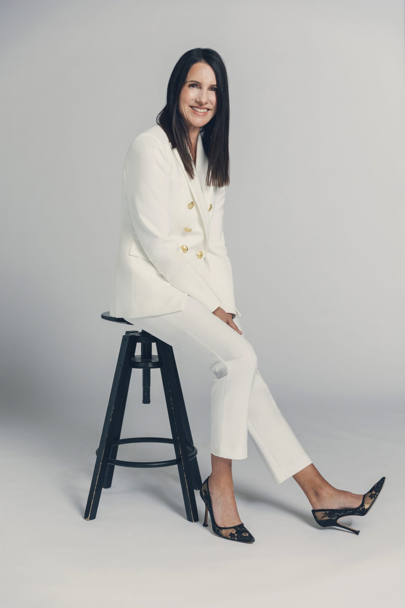 Missy Kelly, CatTongue Grips, Rhonda Swan Show, entrepreneur, women in business, non-slip products, innovation, Born for Impact, leadership, female empowerment, global brand, disability aids, sustainable products, Chris Waddell, aging-in-place, intuition, vision, resilience, women gone wild, leadership starts with me

