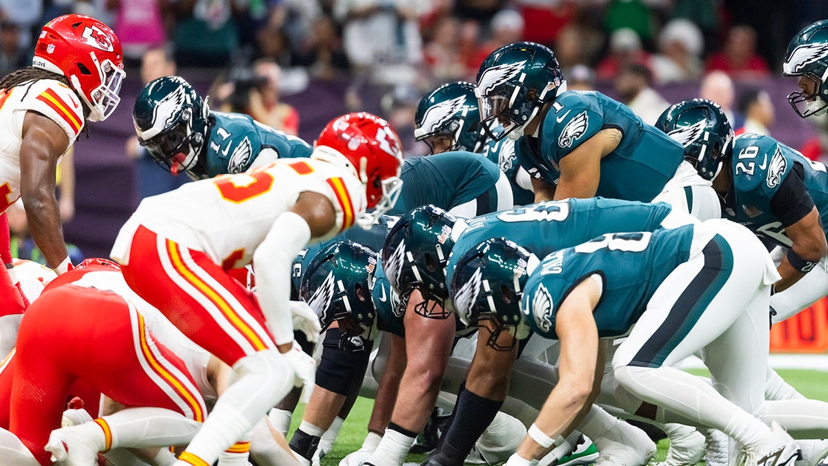 Saquon Barkley, Philadelphia Eagles, tush push, NFL, ban, Green Bay Packers, Jalen Hurts, Donald Trump, rule change, football

