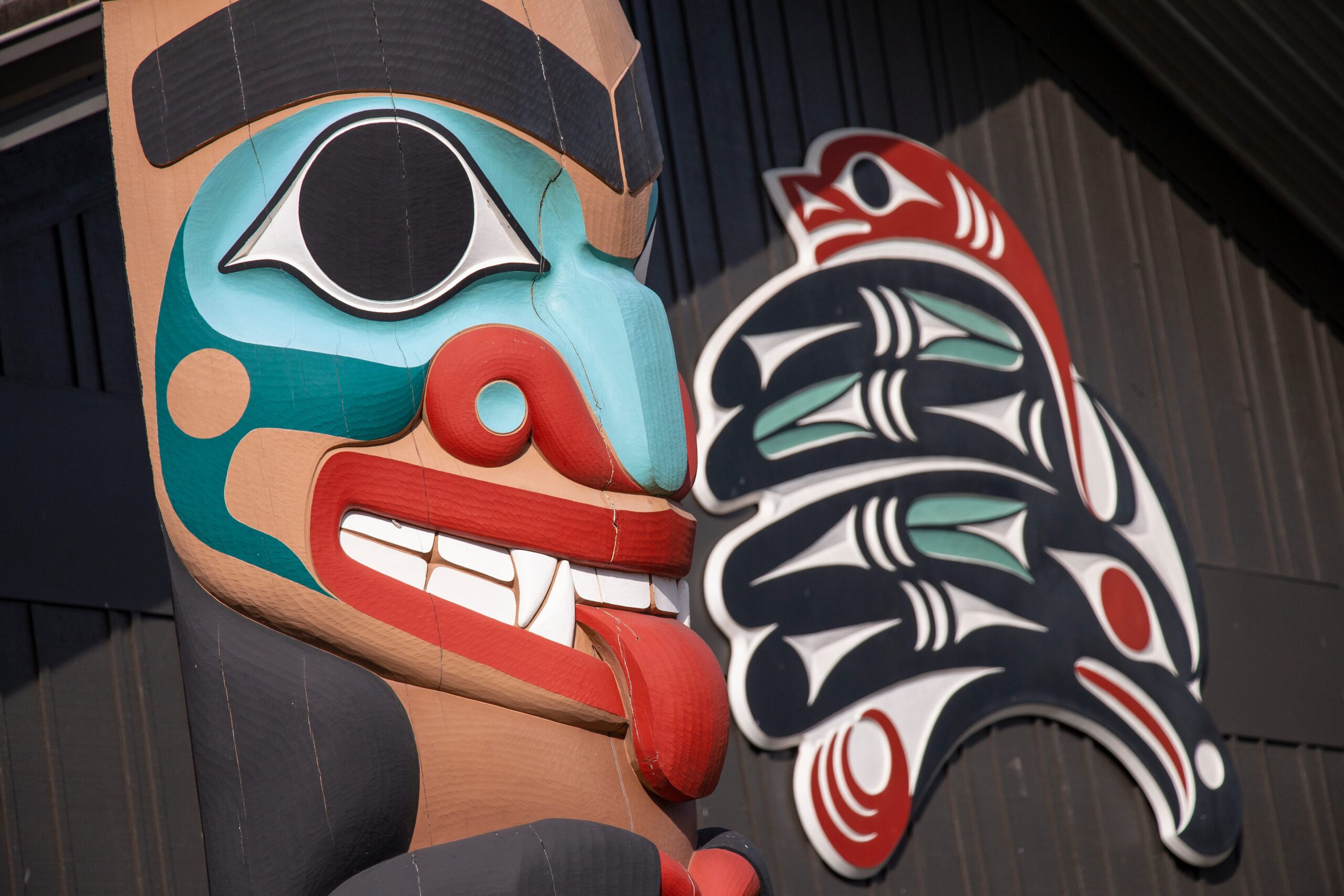 Sequim, Olympic Peninsula, Jamestown S'Klallam Tribe, 7 Cedars, totem poles, Native American art, cultural tourism, whale watching, Olympic National Park, travel, vacation, Washington State, tourism, outdoor activities, tribal history, art, culture, history
