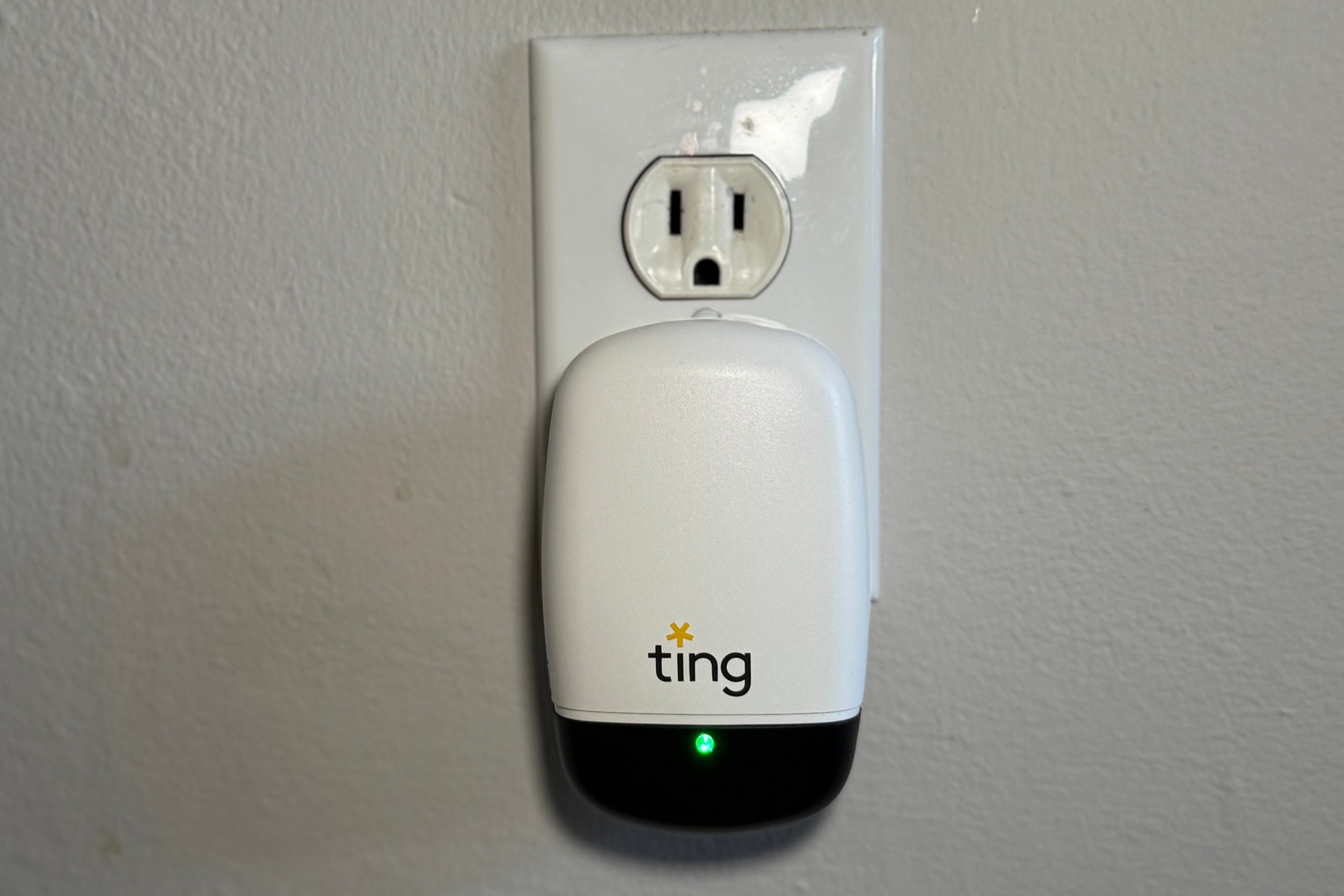 Ting, electrical fire prevention, smart home safety, electrical fault detection, arcing detection, home fire safety, smart plug, Whisker Labs, electrical monitoring, voltage monitoring, home insurance, electrical repair, licensed electrician, home safety device, fire prevention, smoke detector alternative, electrical hazard, home protection, IoT, internet of things
