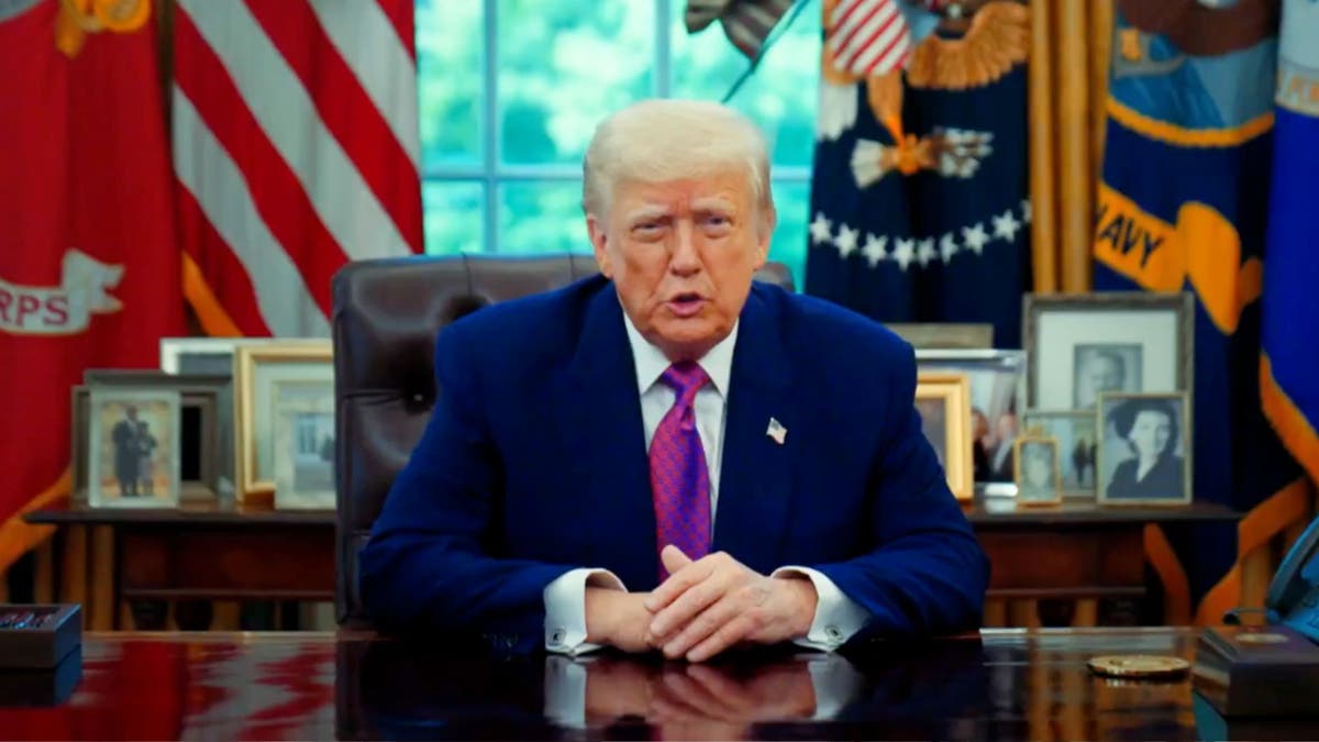 Donald Trump, self-deportation, Project Homecoming, illegal migrants, deportation bonus, DHS, CBP One app, immigration policy, border security, taxpayer savings, Biden administration, White House, immigration, crime, social services, free flights, exit bonus, deportation, ICE, detainer, illegal aliens.
