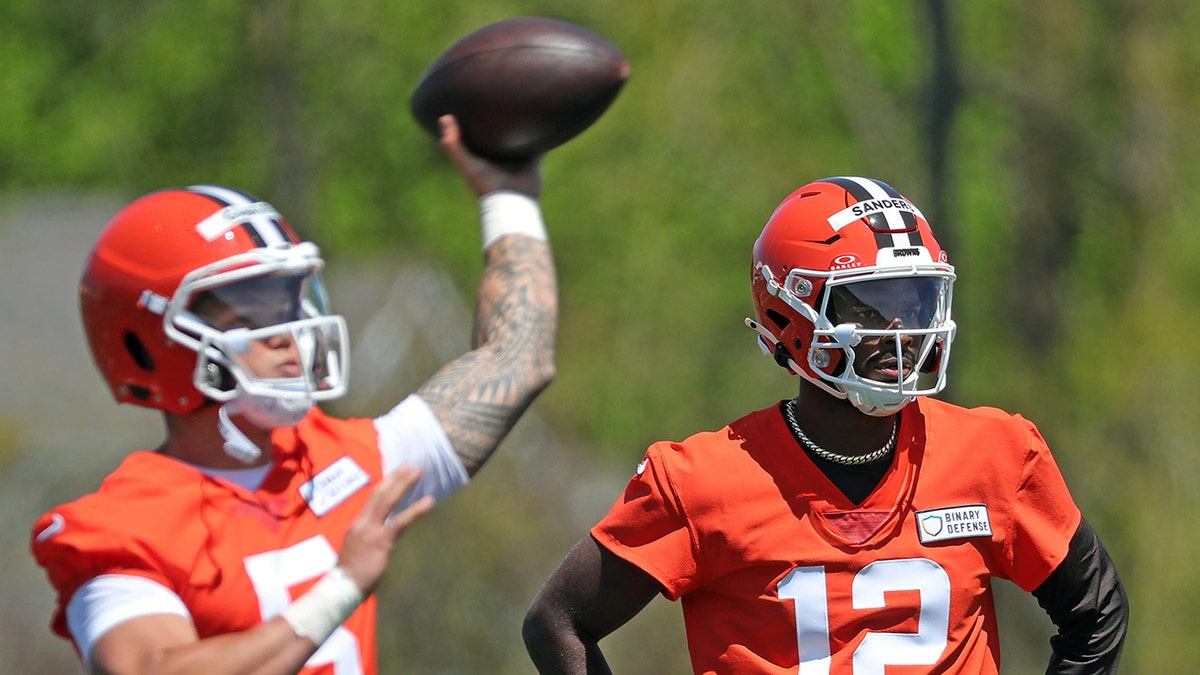 Cleveland Browns, Dillon Gabriel, Shedeur Sanders, rookie minicamp, quarterback competition, Kevin Stefanski, Deshaun Watson, Kenny Pickett, Joe Flacco, NFL Draft, NFL, football, sports, Fox News
