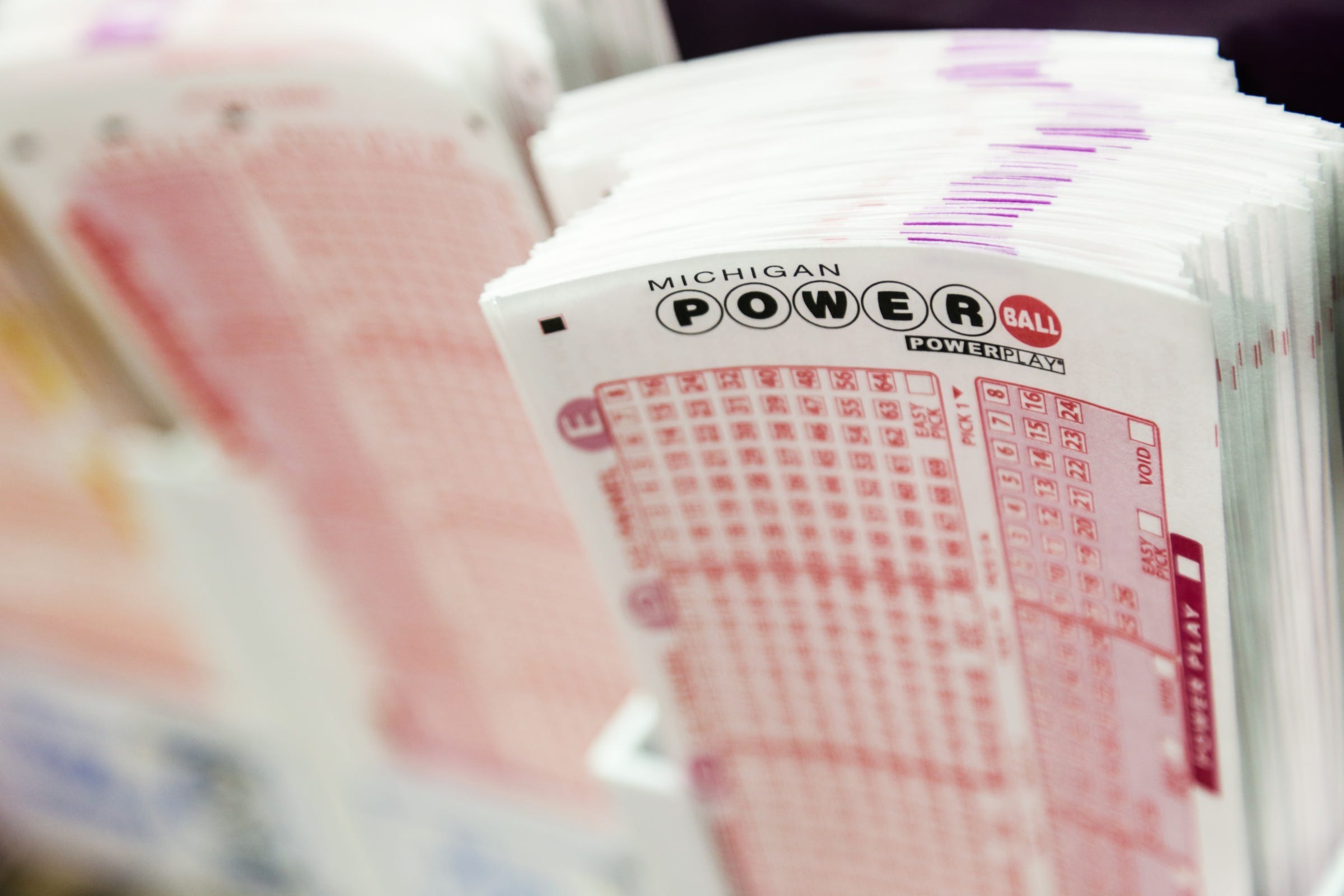Powerball, lottery, jackpot, winning numbers, May 10, 2025, drawing, Power Play, Jackpocket, USA TODAY, lottery ticket, cash prize, odds, how to play, quick pick, West Virginia, Match 5, Fernando Cervantes Jr.
