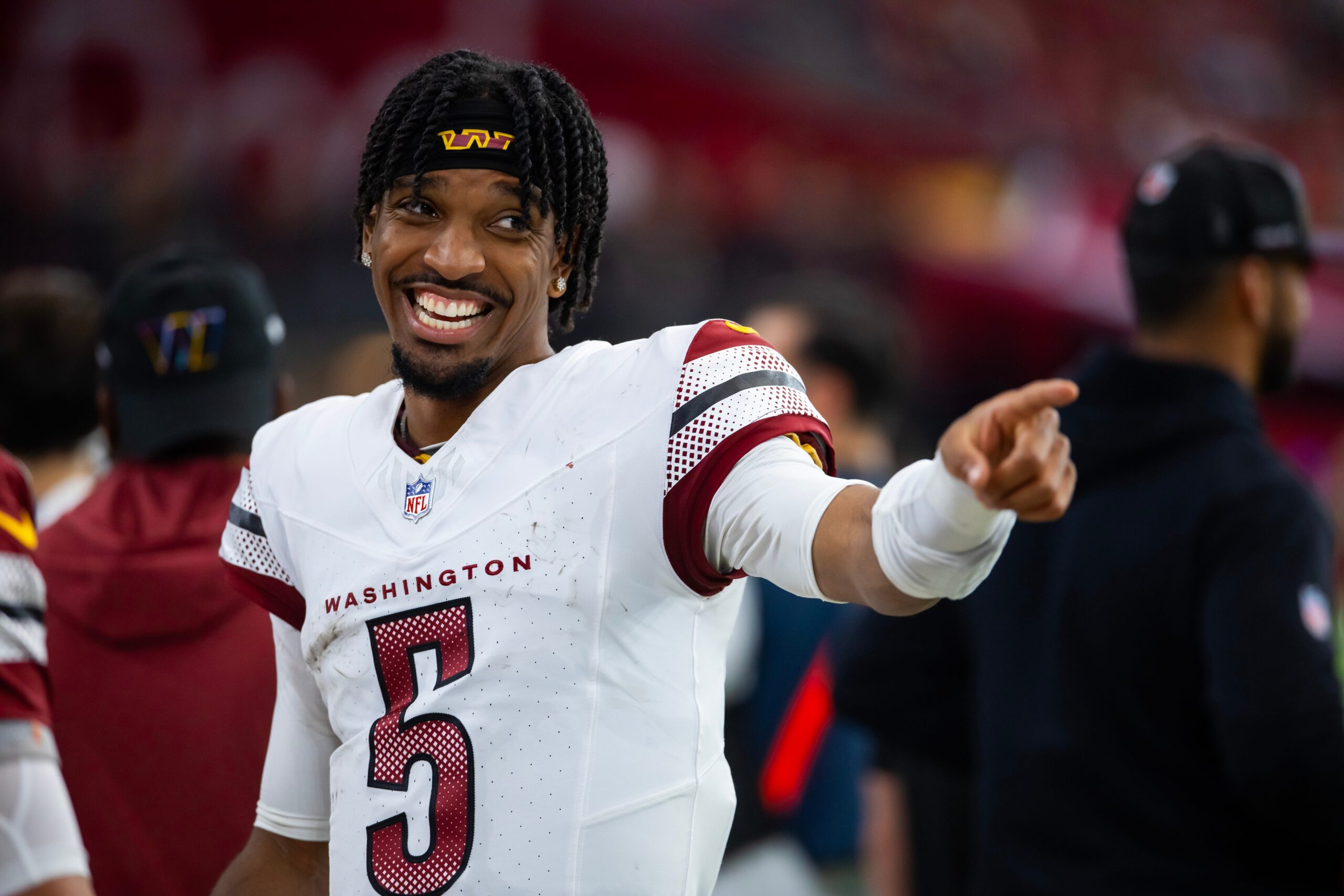 NFL, prime-time schedule, 2025 season, Jayden Daniels, Washington Commanders, J.J. McCarthy, Minnesota Vikings, Caleb Williams, Chicago Bears, Drake Maye, New England Patriots, Bryce Young, Carolina Panthers, NFL Draft, NFL news, football, sports

