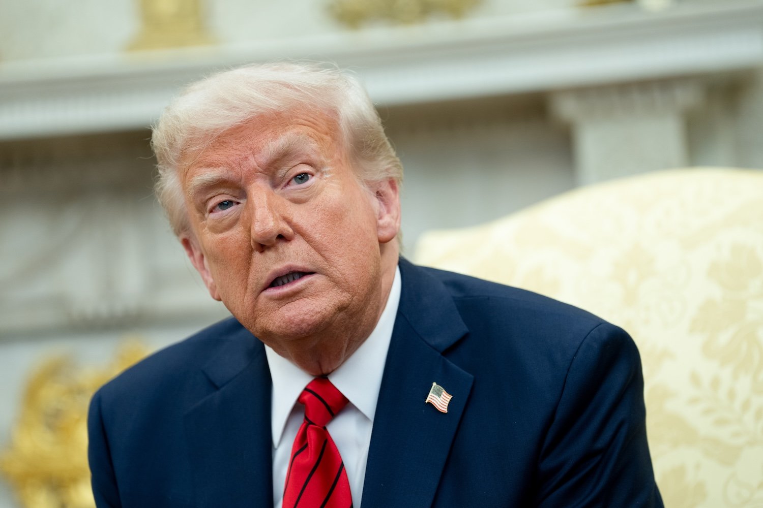 Drug prices, prescription drug costs, Donald Trump, executive order, most favored nation, healthcare, pharmaceutical industry, Medicare, Medicaid, insurance, U.S. Department of Health and Human Services, Federal Trade Commission, Big Pharma, price reductions, negotiations, healthcare costs
