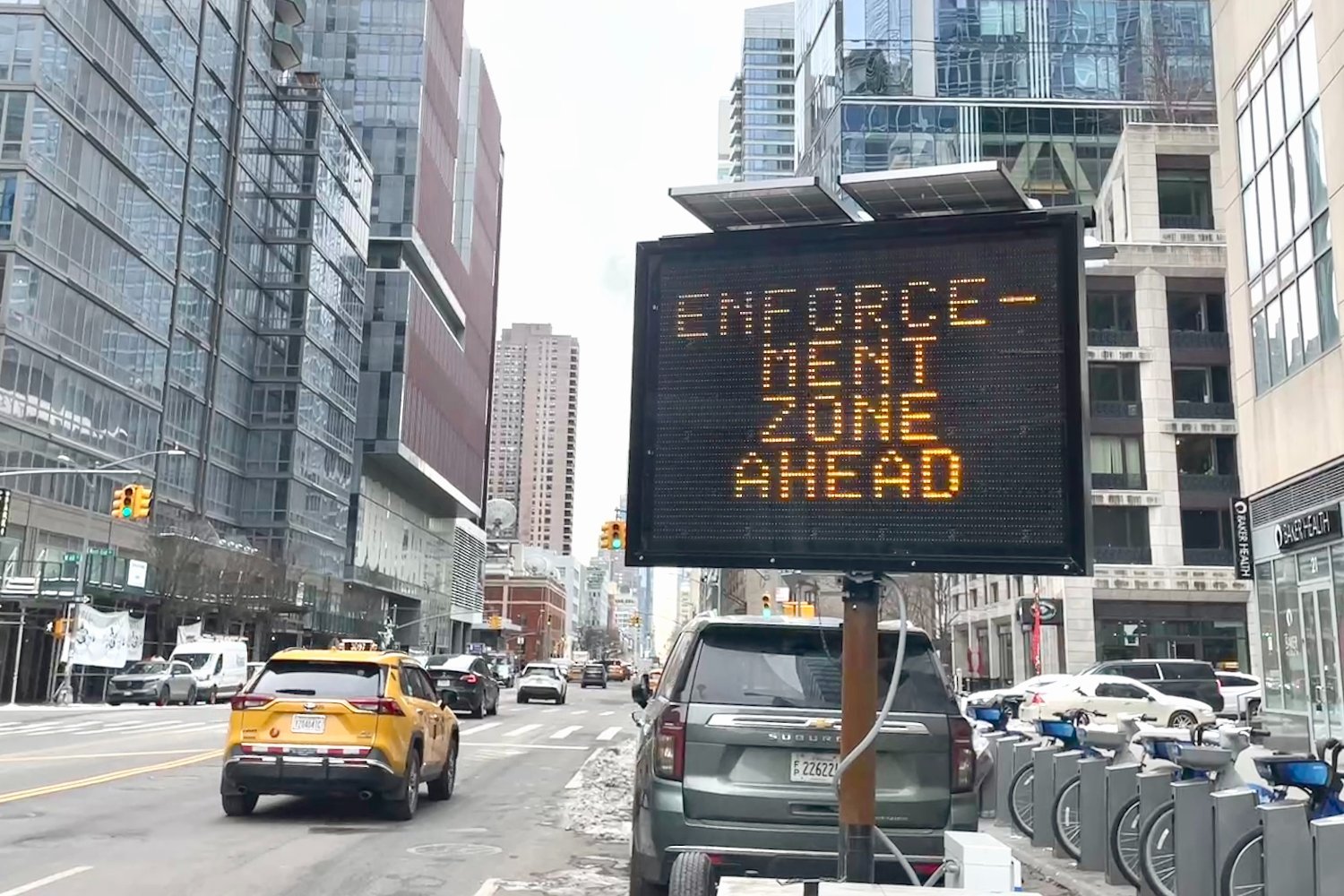 congestion pricing, New York City, traffic, MTA, public transit, air quality, transportation, traffic patterns, ridership, accidents, noise, pollution, commuter lines, Citi Bike, Marist poll, congestion zone
