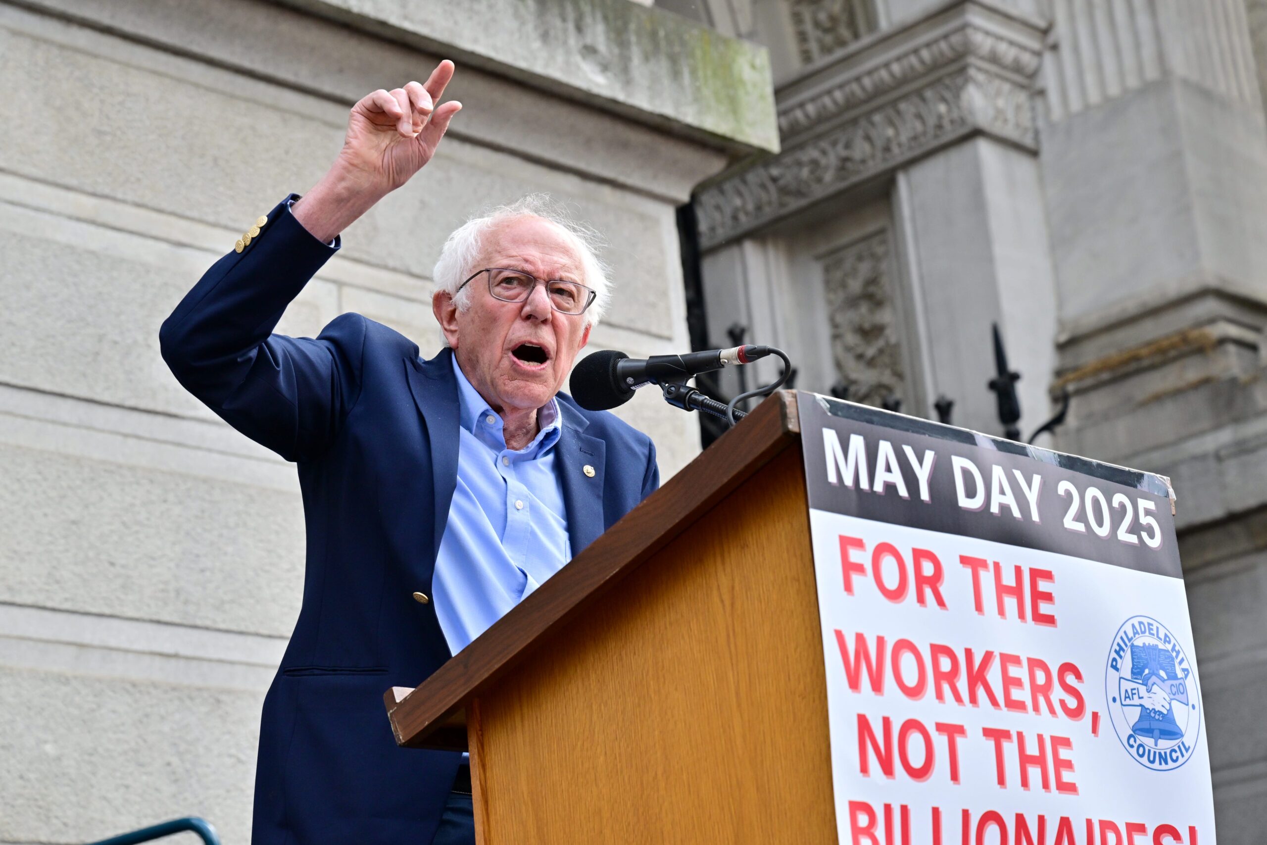 Robert F. Kennedy Jr., Donald Trump, Bernie Sanders, prescription drug prices, executive order, drug pricing, Medicare, Inflation Reduction Act, Ron Wyden, drug companies, pharmaceutical industry
