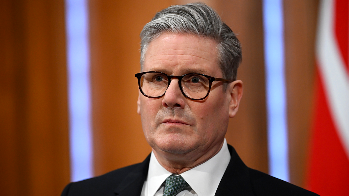 Keir Starmer, immigration rules, UK immigration, Nigel Farage, Reform UK, British politics, skilled visas, work visas, immigration control, British workers, care sector visas, English language requirements, Brexit, Yvette Cooper, immigration system, UK economy, foreign workers, British government, immigration policy
