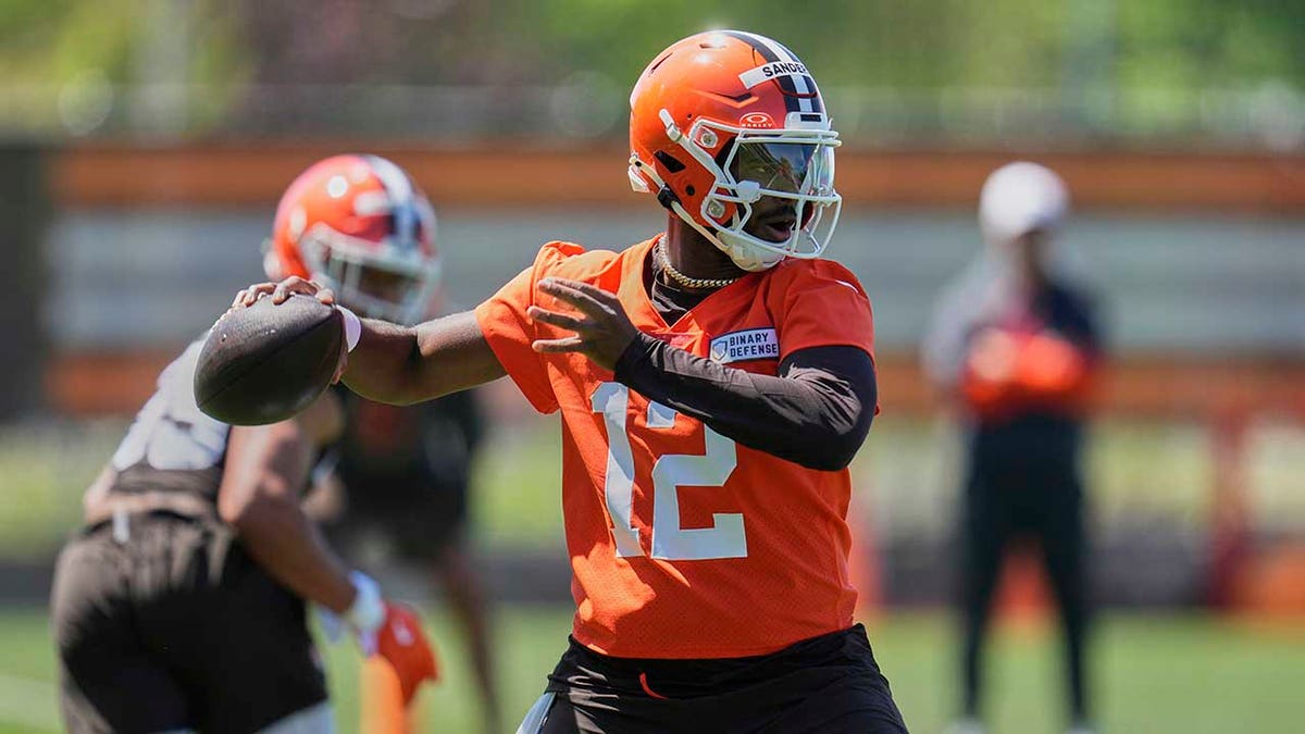 Shedeur Sanders, Cleveland Browns, NFL rookie minicamp, Dillon Gabriel, quarterback competition, Joe Flacco, Kenny Pickett, Deshaun Watson injury, Mason Graham, NFL Draft 2025, Tom Brady comparison, late-round pick, underdog story, NFL, football, sports news
