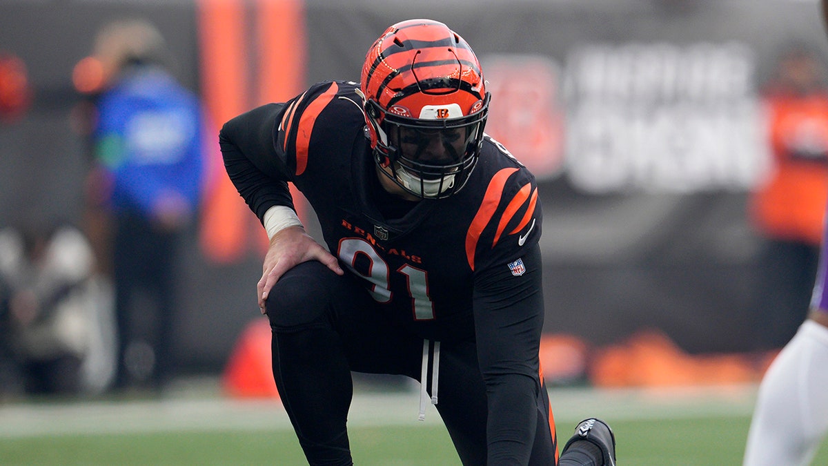 Trey Hendrickson, Cincinnati Bengals, NFL, contract dispute, trade rumors, edge rusher, sacks leader, player statement, negotiations, football, sports news, Fox News Sports, Pro Bowl, NFL offseason
