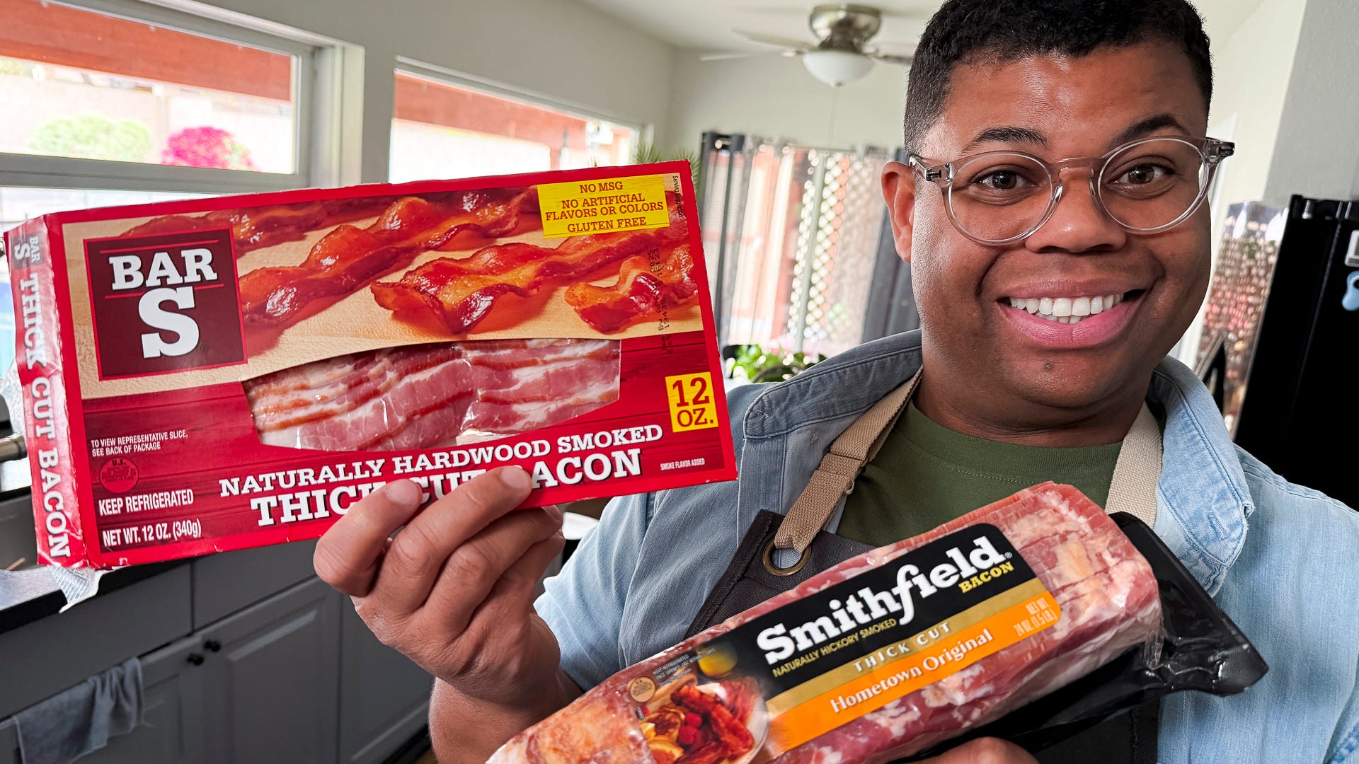 bacon, cooking bacon, bacon stovetop, mess-free bacon, bacon splatter, bacon hack, cooking tips, kitchen hacks, easy bacon, bacon recipe
