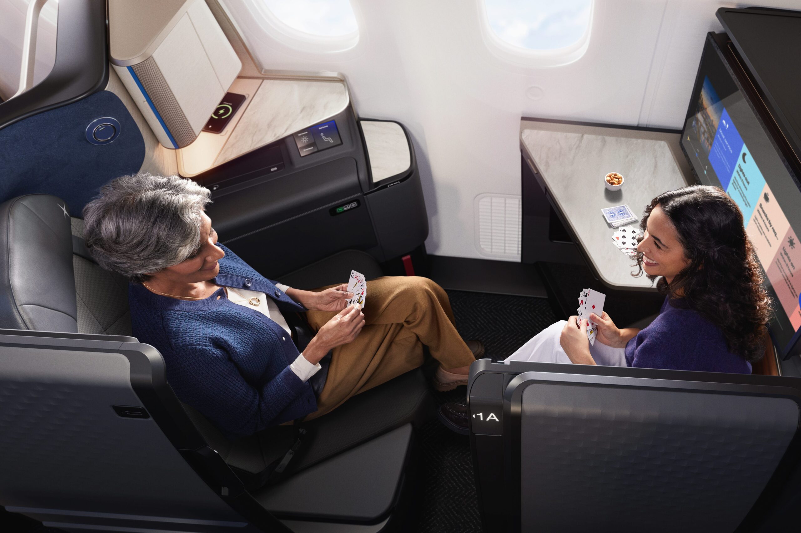 United Airlines, Polaris, Business Class, Premium Economy, Elevate, Studio Suite, Boeing 787-9, San Francisco-Singapore, San Francisco-London, Flights, Travel, Airline News, Cabin Upgrade, Privacy Doors, Wireless Charging, Amenity Kit, Hoodie Pajamas, Caviar, International Travel

