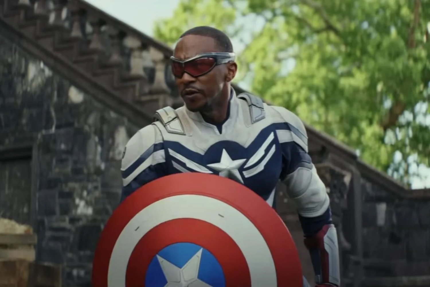 Captain America: Brave New World, Disney+, streaming, release date, Anthony Mackie, Sam Wilson, Falcon, Danny Ramirez, Harrison Ford, Thaddeus Ross, Red Hulk, box office, review, Marvel, MCU, superhero movie
