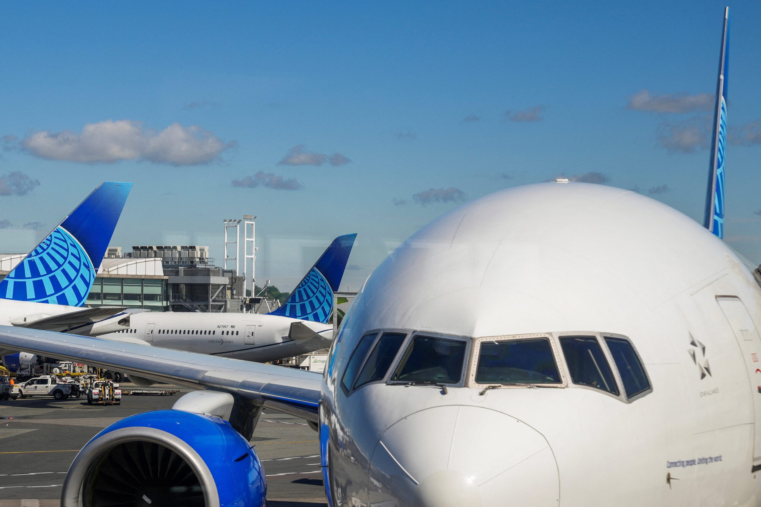 United Airlines, UAL.O, Boeing, BA.N, 787-9 Dreamliner, Polaris Studio, business class, premium travel, luxury travel, airline news, corporate travel, financial performance, economic downturn, international travel, caviar service, skincare kits
