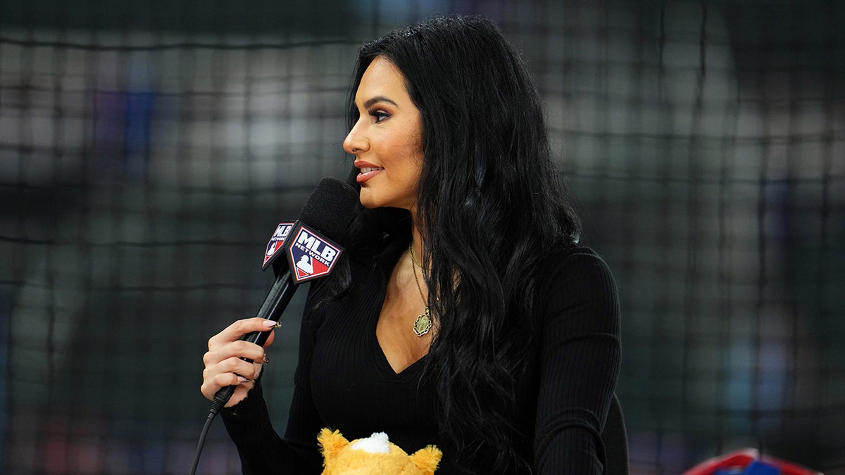 Siera Santos, first pitch, MLB Network, Arizona Diamondbacks, Los Angeles Dodgers, Shohei Ohtani, baseball, sports, redemption, Intentional Talk, Kevin Millar, Ryan Dempster, ceremonial pitch, viral, Fox News, MLB
