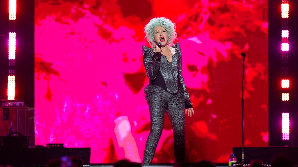 Live Nation, $30 Ticket to Summer, concert tickets, amphitheater shows, Rod Stewart, The Offspring, Cyndi Lauper, Avril Lavigne, Kesha, Dierks Bentley, Halsey, T-Mobile tickets, Rakuten, concert deals, summer concerts, cheap tickets, music festivals, live music, concert promotion, ticket discounts
