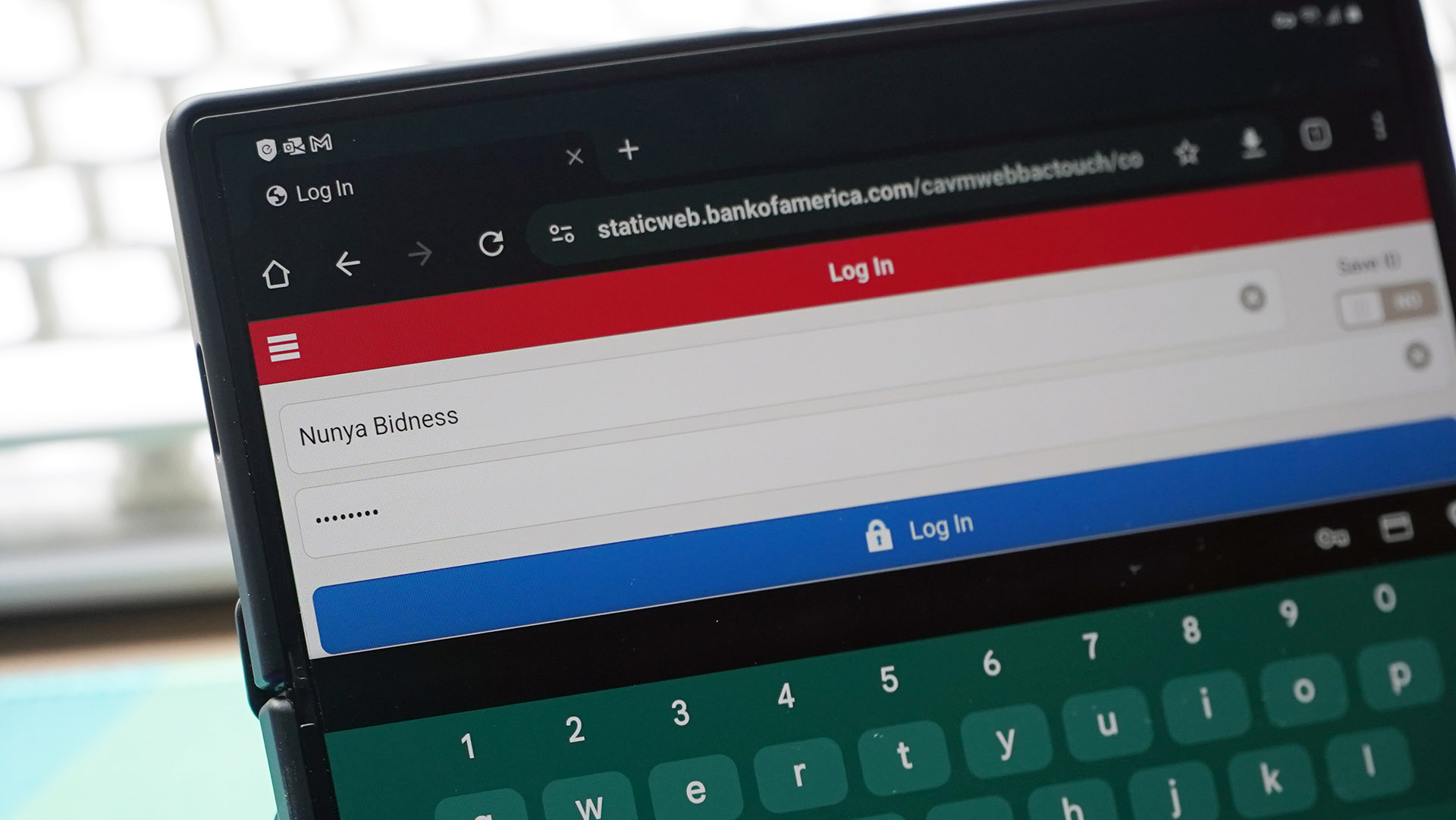Bitwarden, password manager, security, two-factor authentication, 2FA, passkey, email, login, unrecognized device, verification, account lockout, password, online security
