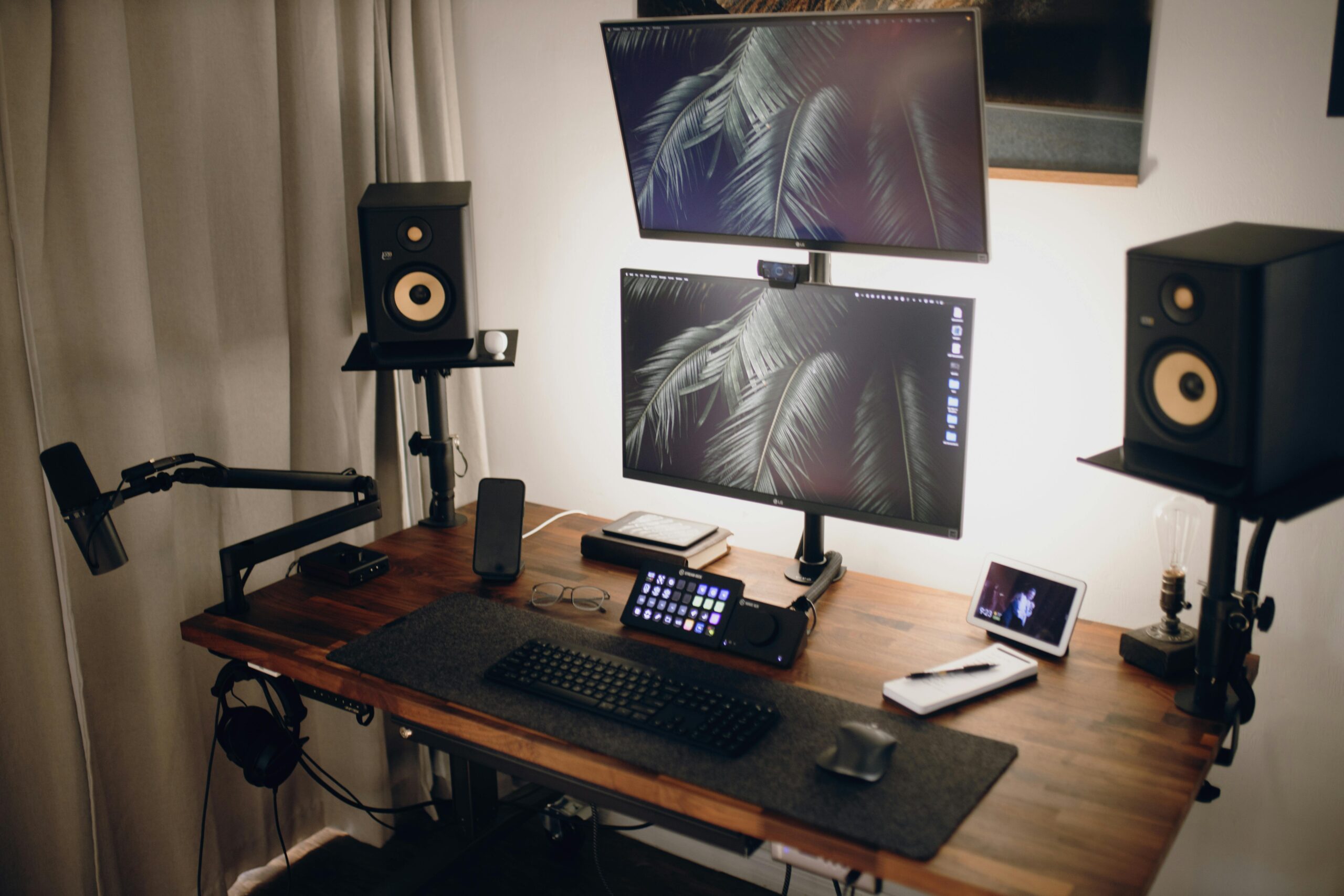 Laptop volume, increase laptop volume, boost laptop audio, Windows volume limit, VLC media player volume, Volume Master Chrome extension, Equalizer APO, laptop speakers, audio enhancement, Windows 11 audio, PC audio, laptop sound quality, audio tips, Dominic Bayley, PCWorld
