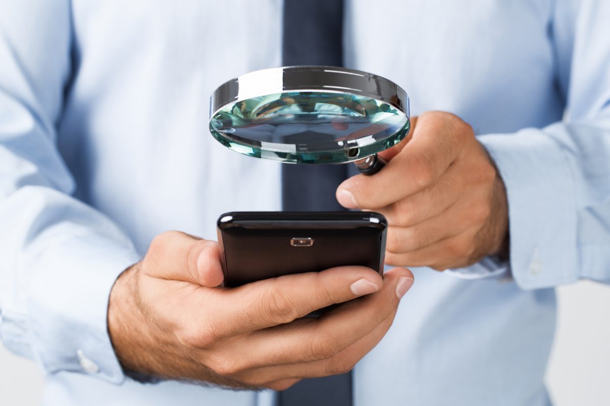 smartphone privacy, phone eavesdropping, targeted ads, microphone access, app permissions, digital assistant, Google Assistant, Siri, Alexa, data collection, data brokers, phone sensors, metadata, telemetry, VPN, Sam Singleton, PCWorld
